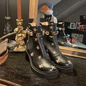 Gucci Leather Ankle Boot With Belt And Embroidery Sz 38